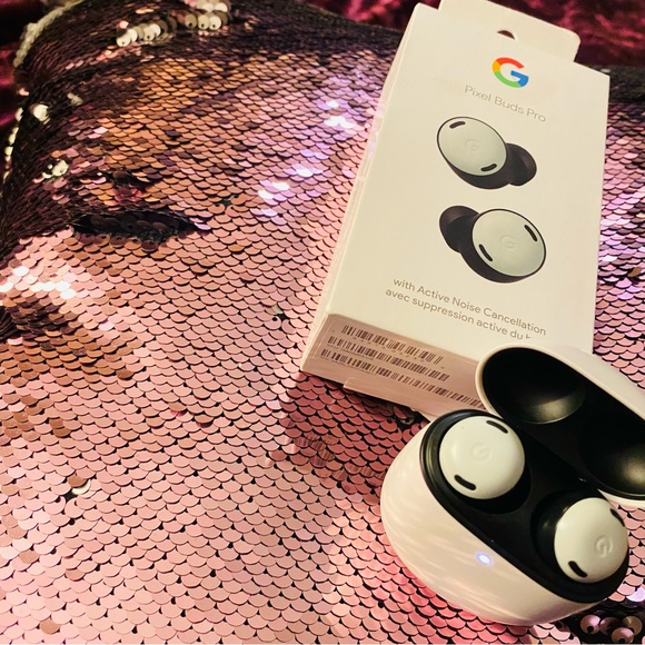 Google - Pixel Buds Pro True Wireless Noise Cancelling Earbuds - Fog - Picture 3 of 3